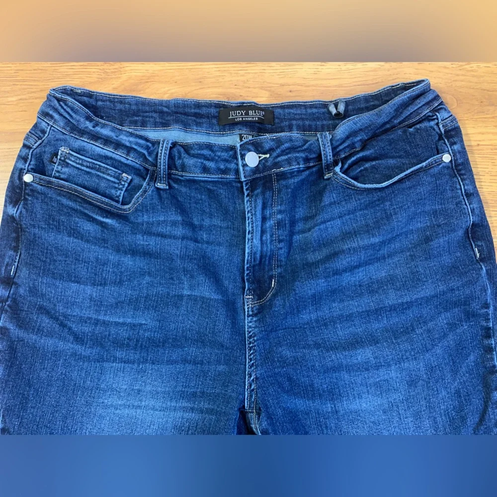 Judy Blue Indigo Bootcut Jeans with Frayed Hem